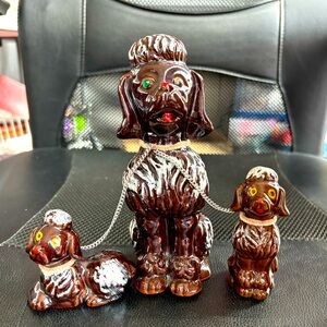 Vintage HAND PAINTED TERRACOTTA POODLE WITH 2 CHAIN LINKED PUPS. Japan